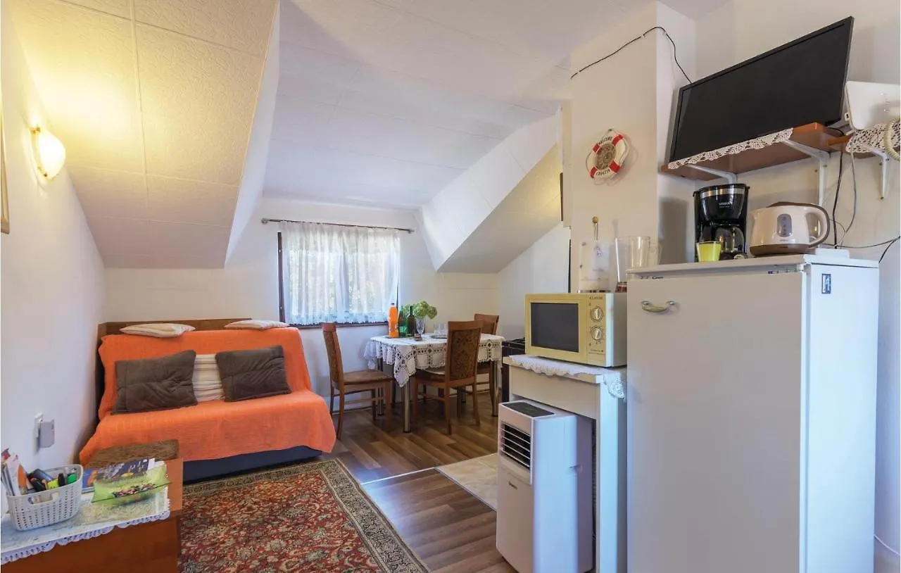 Lovely Apartment In Pavicini With Wifi 0*,  克罗地亚